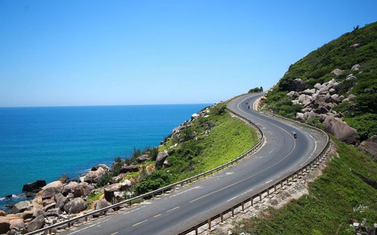 Thu Tuong Chi Dao Day Nhanh Tien Do Xay Dung He Thong Duong Bo Ven Bien 1