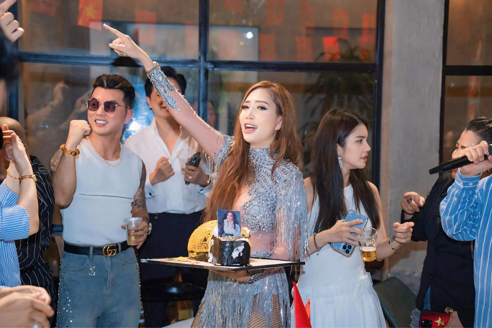 35a5d8db 5066 4be6 B3f5 91ea167eb24f 1 3