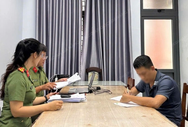 Mua Ban Tai Khoan Ngan Hang 2 Nguoi Dan Ong Bi Phat 91 Trieu 1