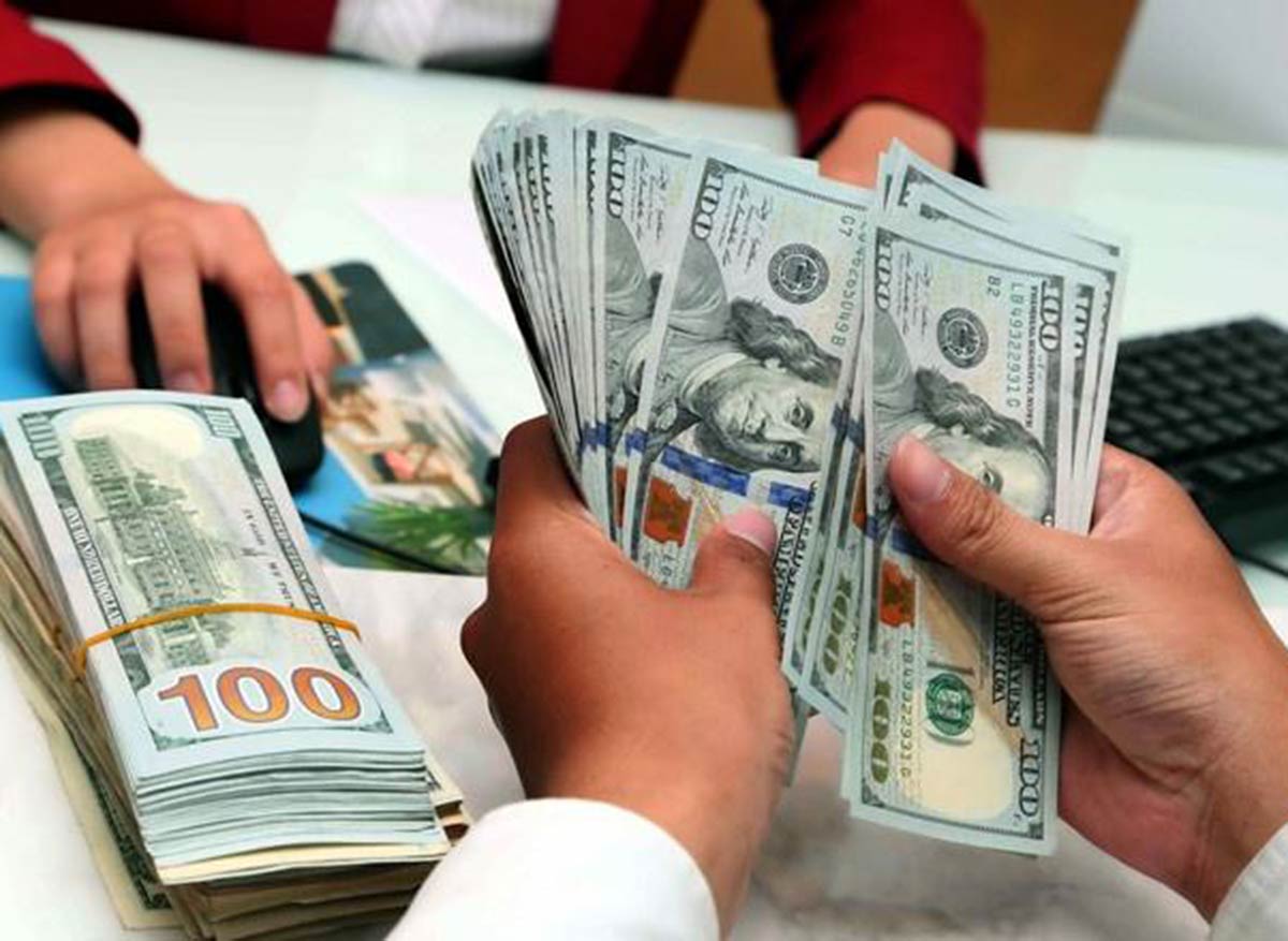 Tỷ giá chịu nhiều áp lực và động thái can thiệp từ Ngân hàng Nhà nước Tỷ giá chịu nhiều áp lực và động thái can thiệp từ Ngân hàng Nhà nước