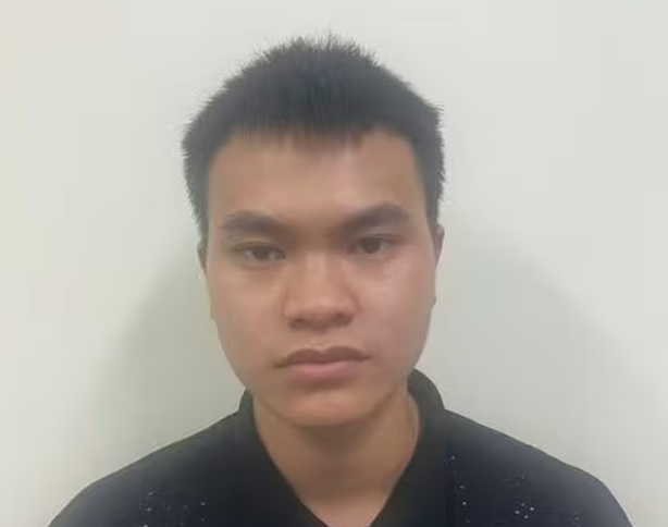 Vụ nhân viên quán cà phê bị đánh, kẻ hành hung bị bắt, 'tổng tài' liên đới? Vụ nhân viên quán cà phê bị đánh, kẻ hành hung bị bắt, 'tổng tài' liên đới?