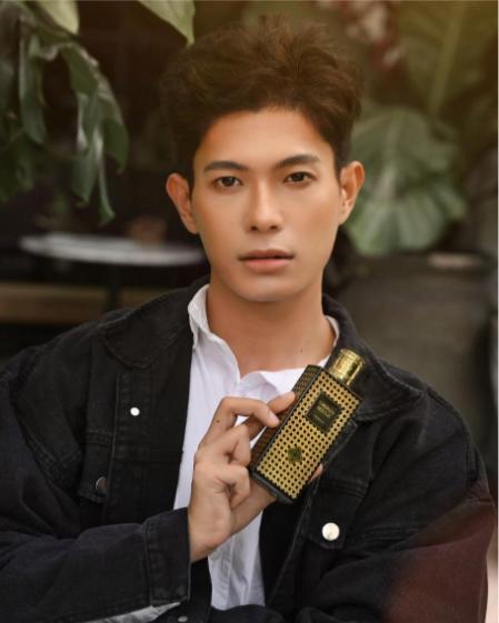 Perris Monte Carlo Tubereuse Absolue X Liem Hua Ve Dep Bi An Trong Nghe Thuat Nuoc Hoa Y Image