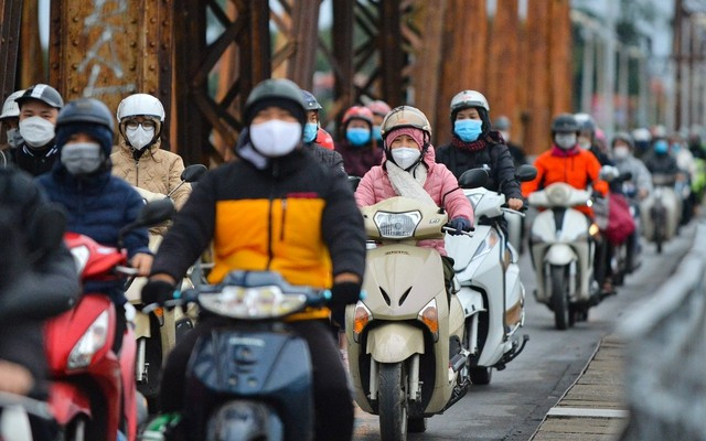 Bão số 12 Fengshen tăng cấp khi vào Biển Đông Bão số 12 Fengshen tăng cấp khi vào Biển Đông