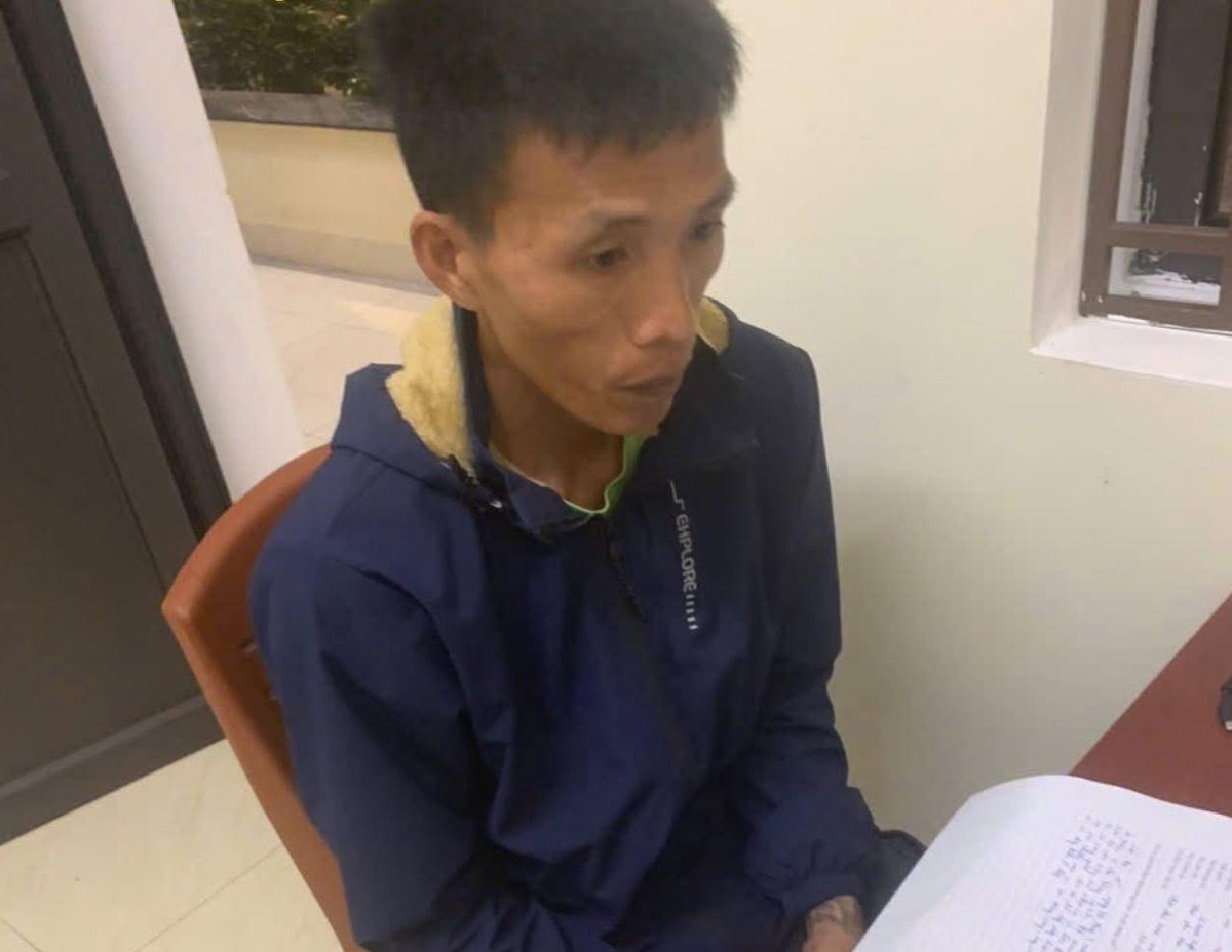 Bé gái bị cha dượng bạo hành ở Hà Tĩnh phải khâu 7 mũi ở đầu Bé gái bị cha dượng bạo hành ở Hà Tĩnh phải khâu 7 mũi ở đầu