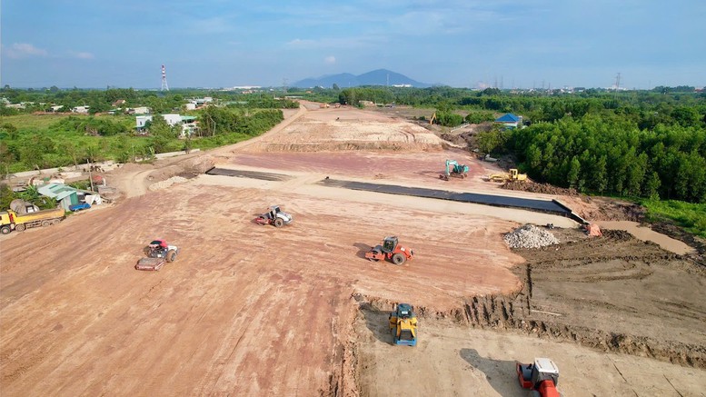Cao Toc Bien Hoa Vung Tau Tiep Tuc Thieu Vat Lieu Thi Cong 1