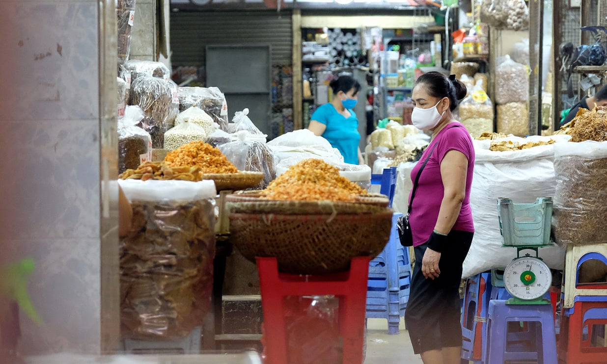 Hộ kinh doanh có thu trên 3 tỷ/năm: Đóng thuế TNCN 17% trên lợi nhuận Hộ kinh doanh có thu trên 3 tỷ/năm: Đóng thuế TNCN 17% trên lợi nhuận