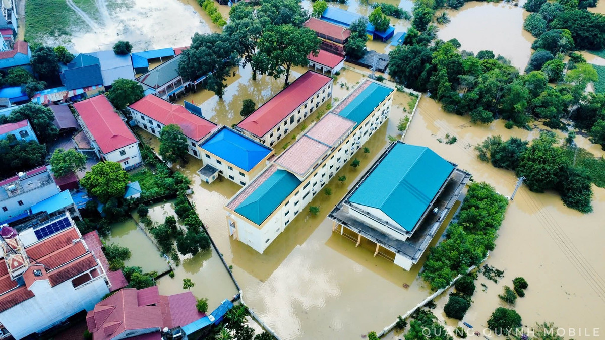 Nước sông dâng cao, Hà Nội di dời dân khỏi vùng ngập sâu Nước sông dâng cao, Hà Nội di dời dân khỏi vùng ngập sâu