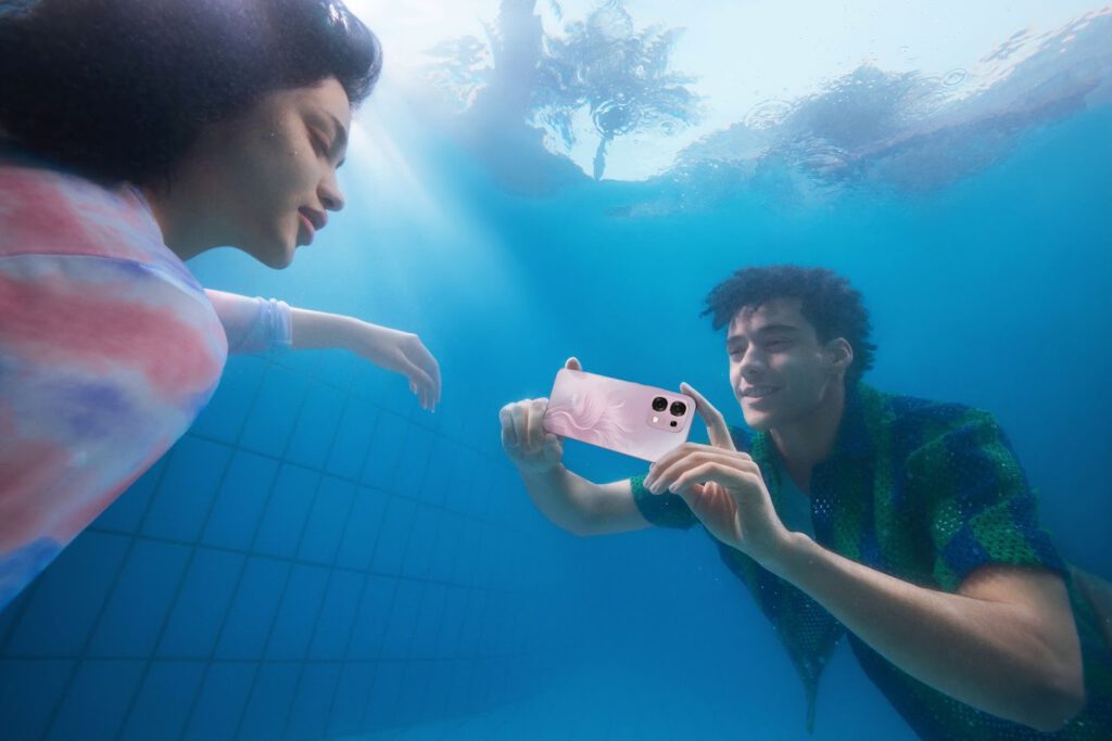 OPPO A6 Pro Series ra mắt tại Việt Nam, kết hợp cùng “Chiến binh A-Bền” MONO OPPO A6 Pro Series ra mắt tại Việt Nam, kết hợp cùng “Chiến binh A-Bền” MONO