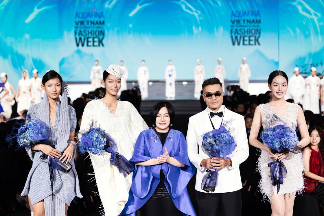 1. Mai Hoa đảm Nhận Vai Trò First Face Trong Bst ‘khởi Nguồn Thuần Khiết’ Của Ntk Vũ Việt Hà (1)