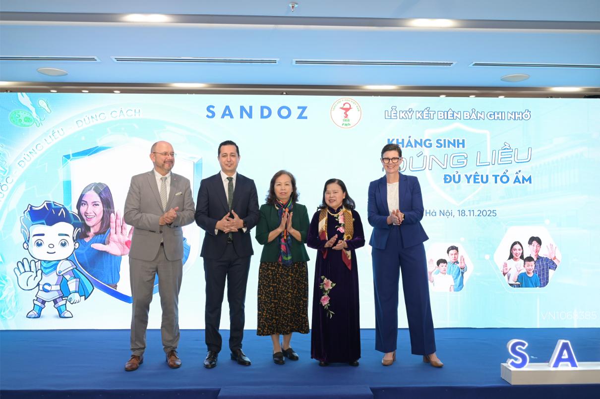 Đại Diện Sandoz, Vma, Đại Sứ Quán Thuỵ Sĩ Và Who Tại Lễ Ký Kết 1 (3)