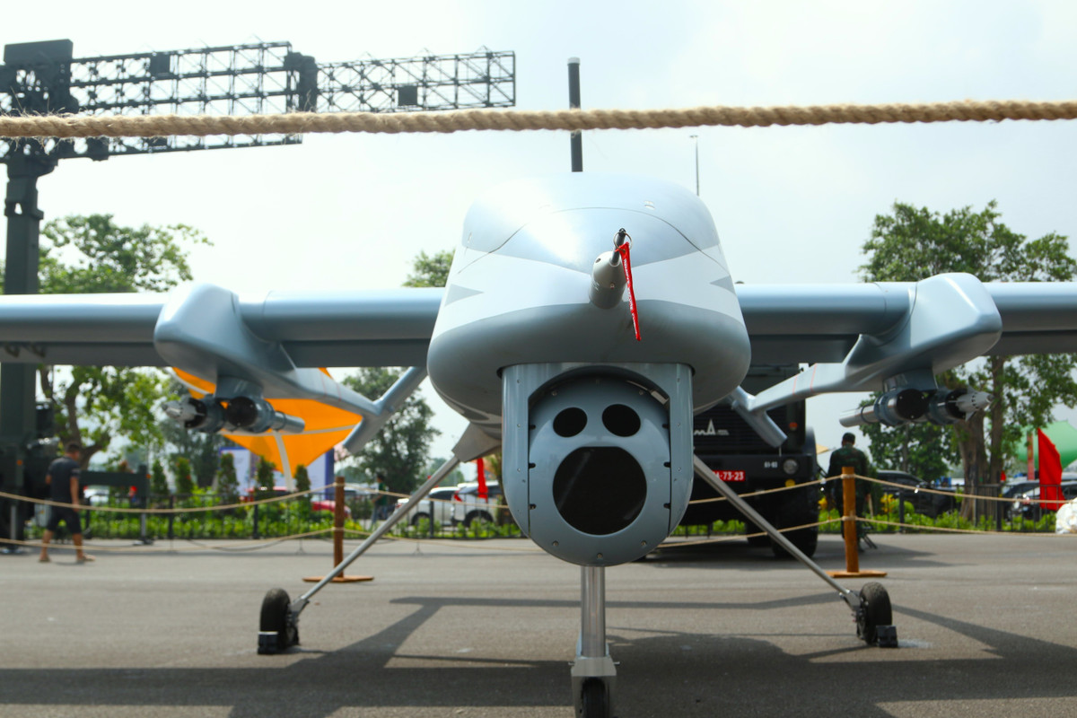 Đề xuất phụ cấp 550% lương hiện hưởng thu hút nhân tài vào quân đội Đề xuất phụ cấp 550% lương hiện hưởng thu hút nhân tài vào quân đội