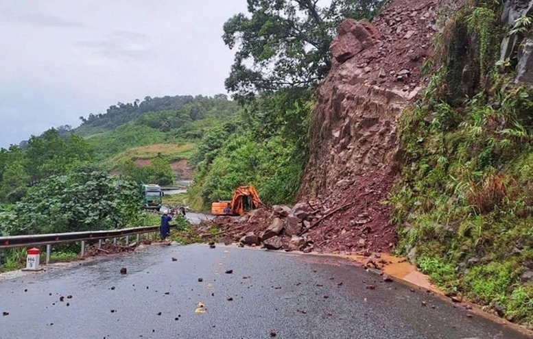 Tap Trung Ung Pho Mua Lu Dat Nhiem Vu Bao Dam An Toan Tinh Mang Cho Nhan Dan Len Tren Het Truoc Het 1