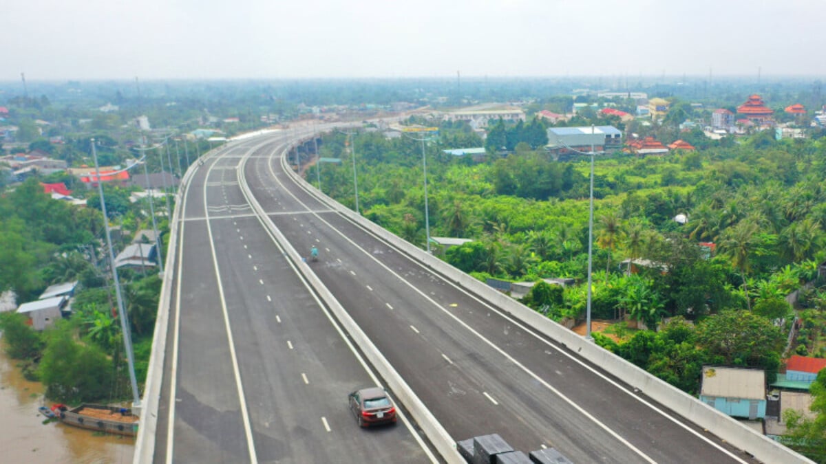 Tây Ninh thiếu tiền, TP.HCM hỗ trợ 1.806 tỷ làm cao tốc lên cửa khẩu Mộc Bài Tây Ninh thiếu tiền, TP.HCM hỗ trợ 1.806 tỷ làm cao tốc lên cửa khẩu Mộc Bài