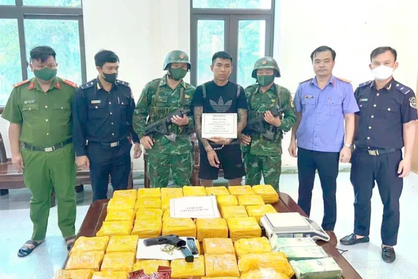 Truy Tim Chu Xe O To Trong Vu Van Chuyen Ma Tuy Khung O Ha Tinh 1