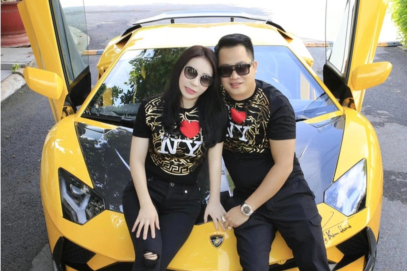 Vu Mailisa Thu 300 Cay Vang 100 So Do 12 Sieu Xe 1