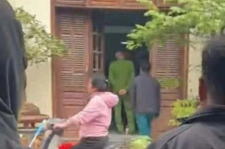 Bang Hoang Phat Hien 2 Nguoi Dan Ong Tu Vong Trong Tu The Quy O Ha Noi 1