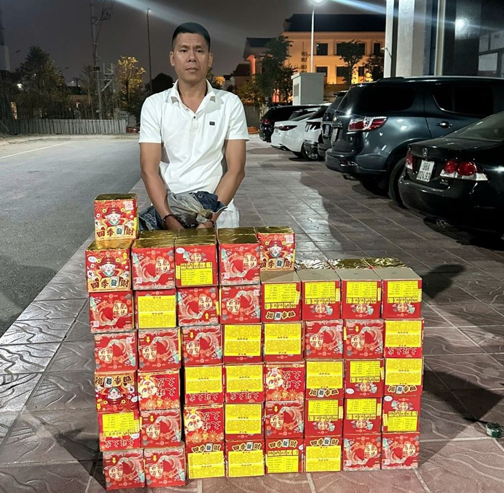 Khoi To Doi Tuong Buon Ban Hon 130kg Phao No Do Trung Quoc San Xuat 1