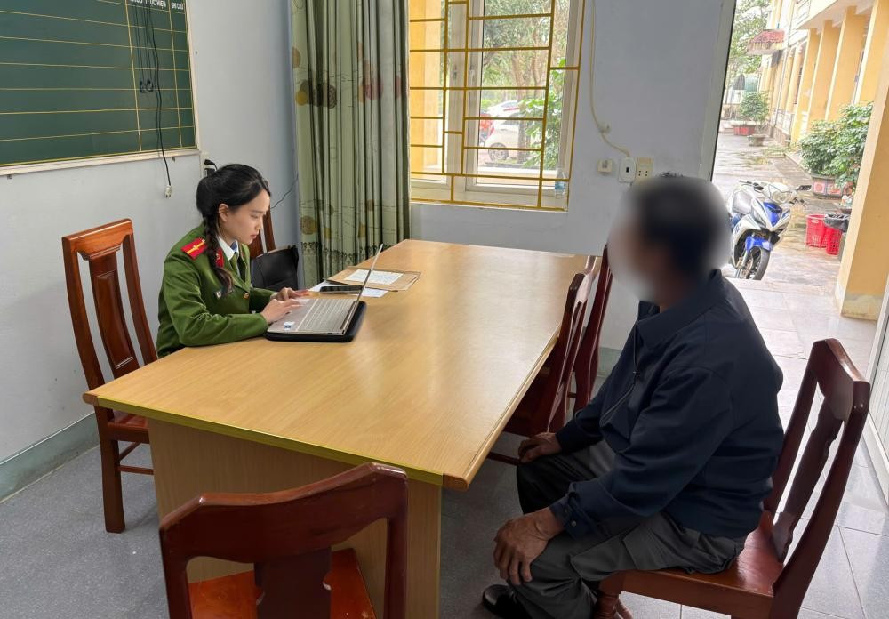 Ngăn chặn vụ giả danh Công an gọi điện đe dọa, lừa đảo gần 60 triệu đồng Ngăn chặn vụ giả danh Công an gọi điện đe dọa, lừa đảo gần 60 triệu đồng