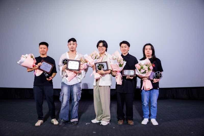 Nhiều diễn viên trăm tỷ xuất hiện tại sự kiện Bế mạc Dự án phim ngắn CJ 2025 Nhiều diễn viên trăm tỷ xuất hiện tại sự kiện Bế mạc Dự án phim ngắn CJ 2025