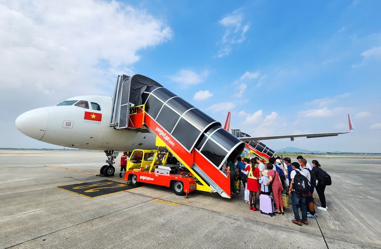 Xu Huong Mua Ve Tet Som Lua Chon Bay Tiet Kiem Len Ngoi 3