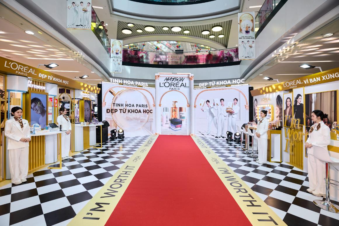 Khong Gian Su Kien 3 3 2