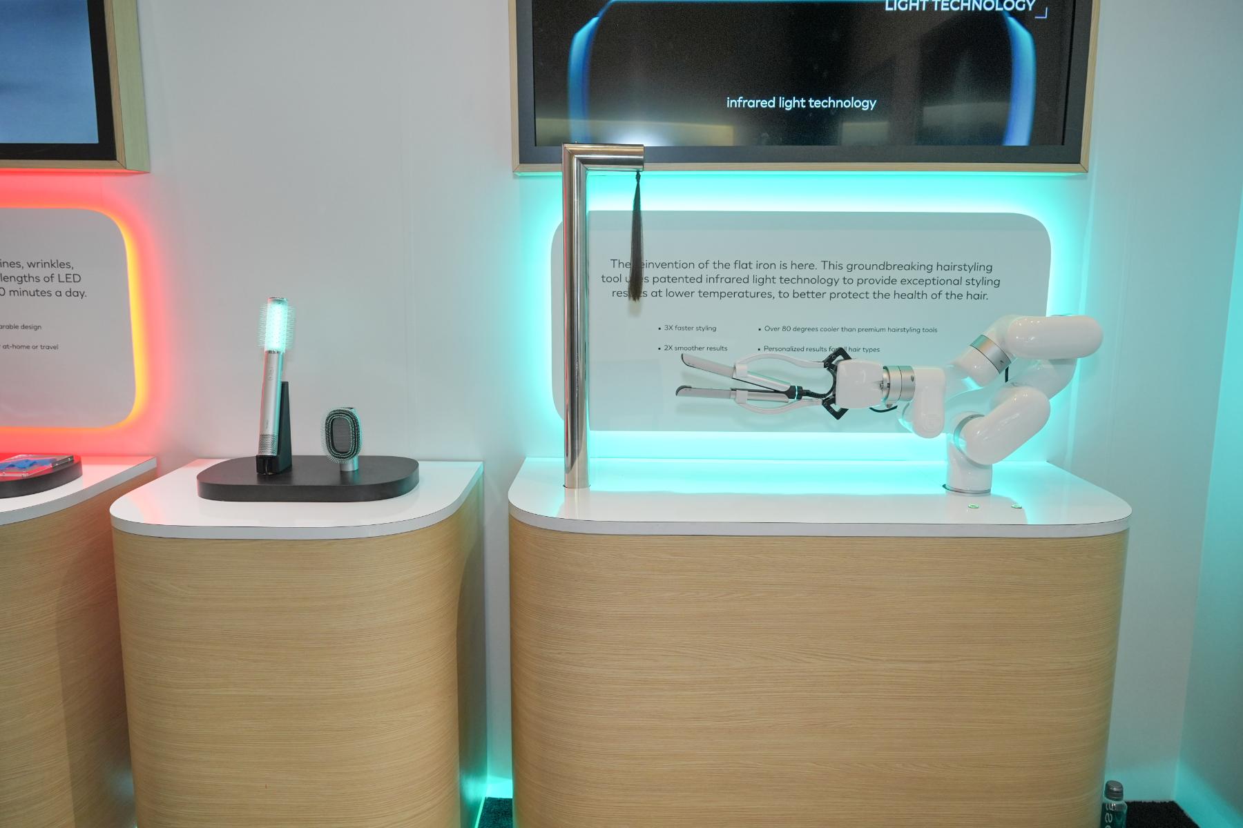 L'oréal Light Straight + Multi Styler Booth 6 ©l'oréal Groupe (1)