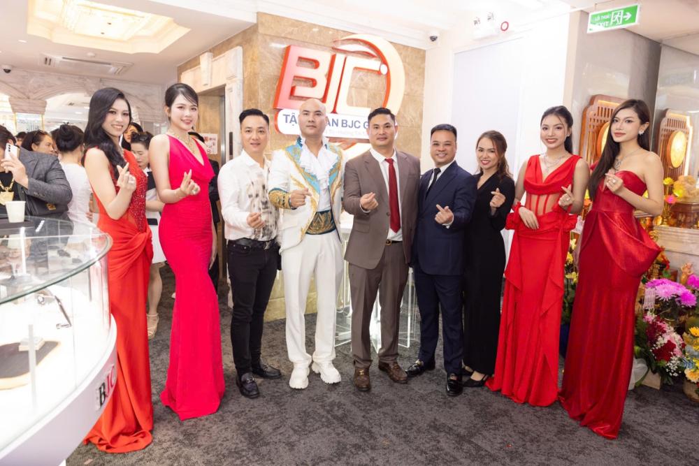 A Tuan Khai Truong Bjc28