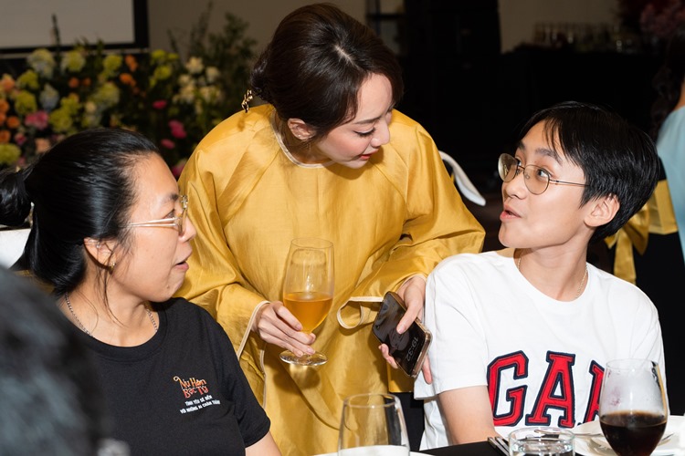 Andy 13 tuổi rưỡi cao 1,78m, Thu Trang tiết lộ bí quyết nuôi dạy con ở tuổi dậy thì Andy 13 tuổi rưỡi cao 1,78m, Thu Trang tiết lộ bí quyết nuôi dạy con ở tuổi dậy thì