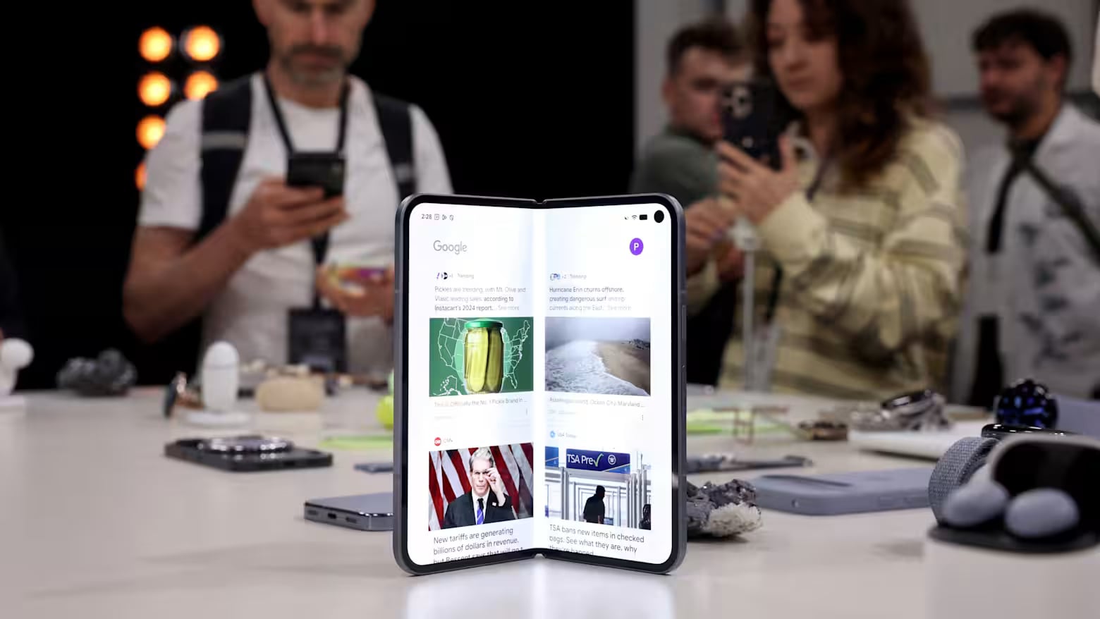 Google Lan Dau Dat Cuoc Vao Viet Nam Trong San Xuat Smartphone Cao Cap 1