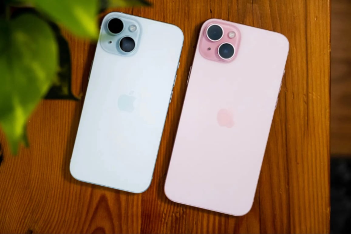 Ba mẫu iPhone giảm sâu, iPhone 15 còn 14,79 triệu đồng Ba mẫu iPhone giảm sâu, iPhone 15 còn 14,79 triệu đồng