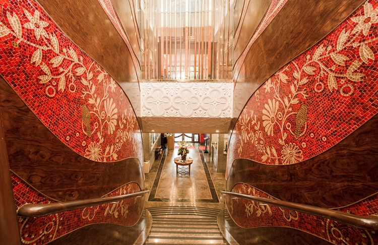 My Yen Khai Xuan Tai Ngan Dinh Sai Gon Goi Tron Mua Tet Sum Vay 9