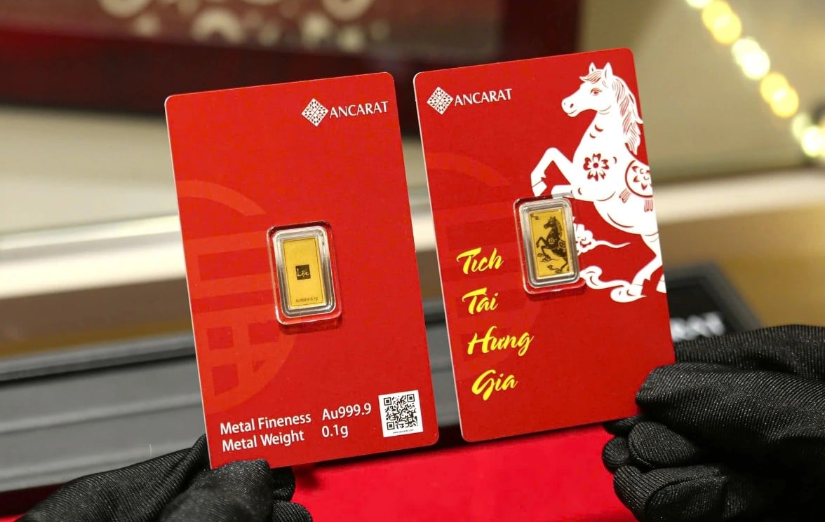 Ngày vía Thần Tài: Giá vàng phá đỉnh, vàng mini thành 'hàng hiếm' Ngày vía Thần Tài: Giá vàng phá đỉnh, vàng mini thành 'hàng hiếm'