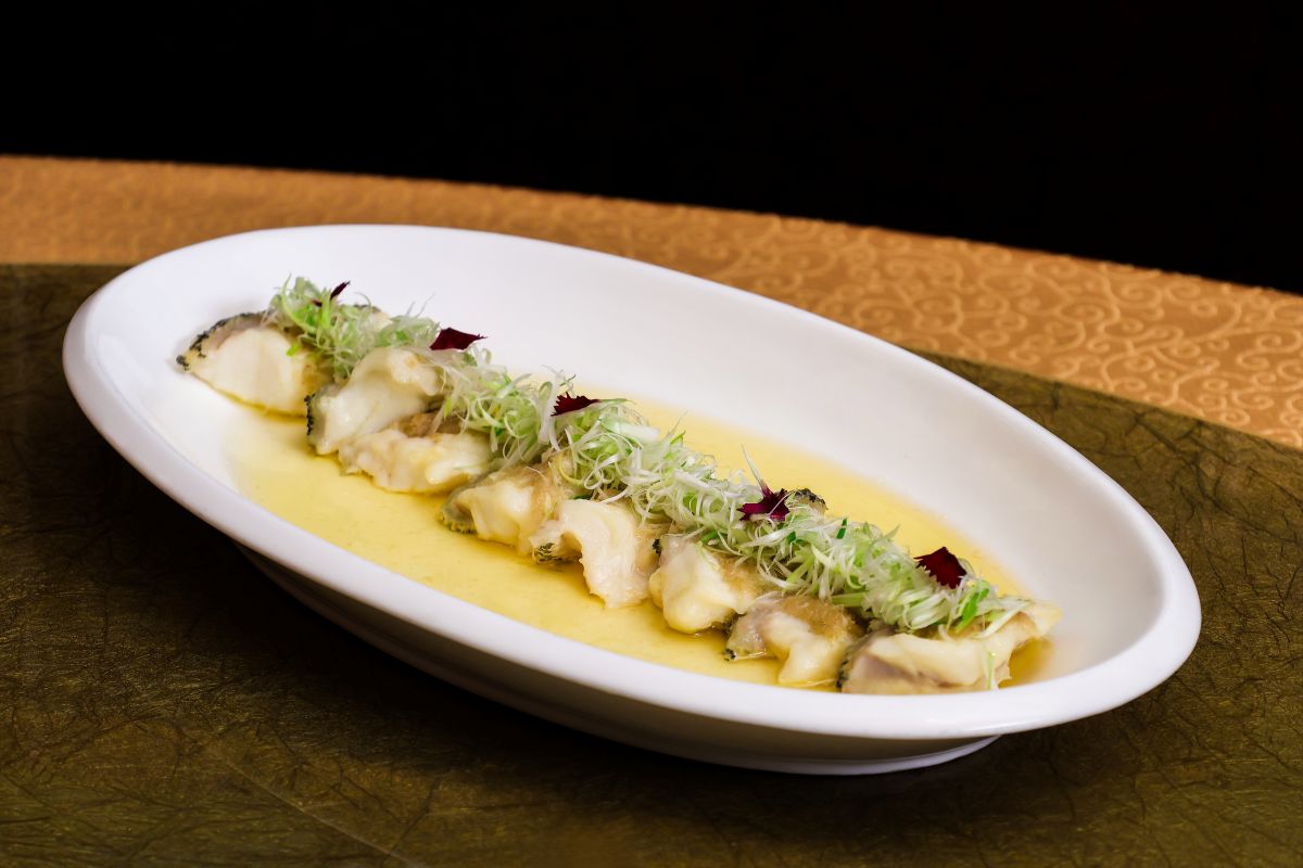 Phu Nu Hien Dai Ngan Dinh Sai Gon 03