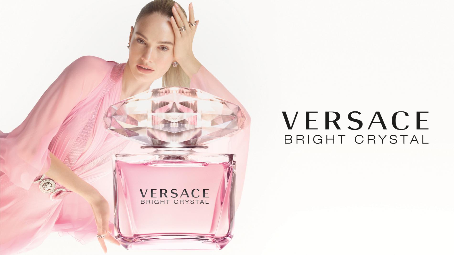 Versace Bright Crystal Ve Dep Cua Khoanh Khac Duoc Nang Niu 2
