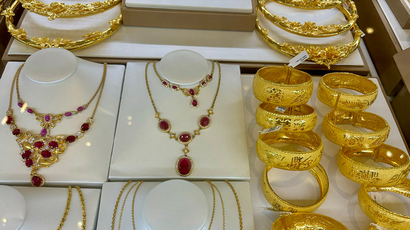 Gia Vang Lao Doc Nguoi Mua Tu Dinh Lo Gan 23 Trieu Dong Luong Sau 3 Tuan 2