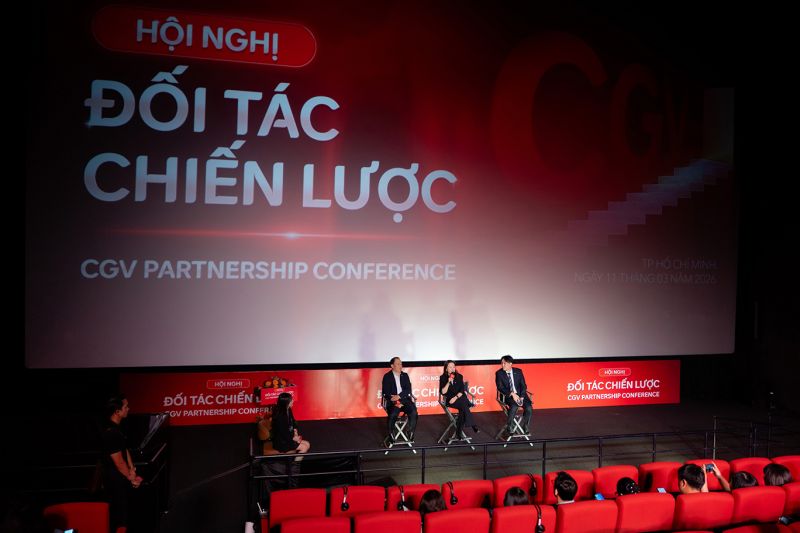 Phim Viet Chiem 62 Thi Phan Tro Thanh Dong Luc Tang Truong Cua Rap Chieu 11