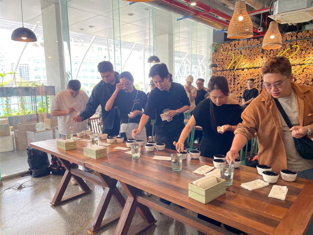 Z7639987534266 02a9092643a894b0f52f4bcdc4b4ff54 1 2