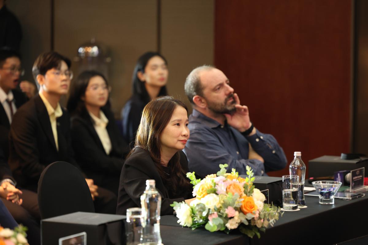 Bà Nguyễn Hà Trang Giám Đốc Nhân Sự L'oréal Việt Nam