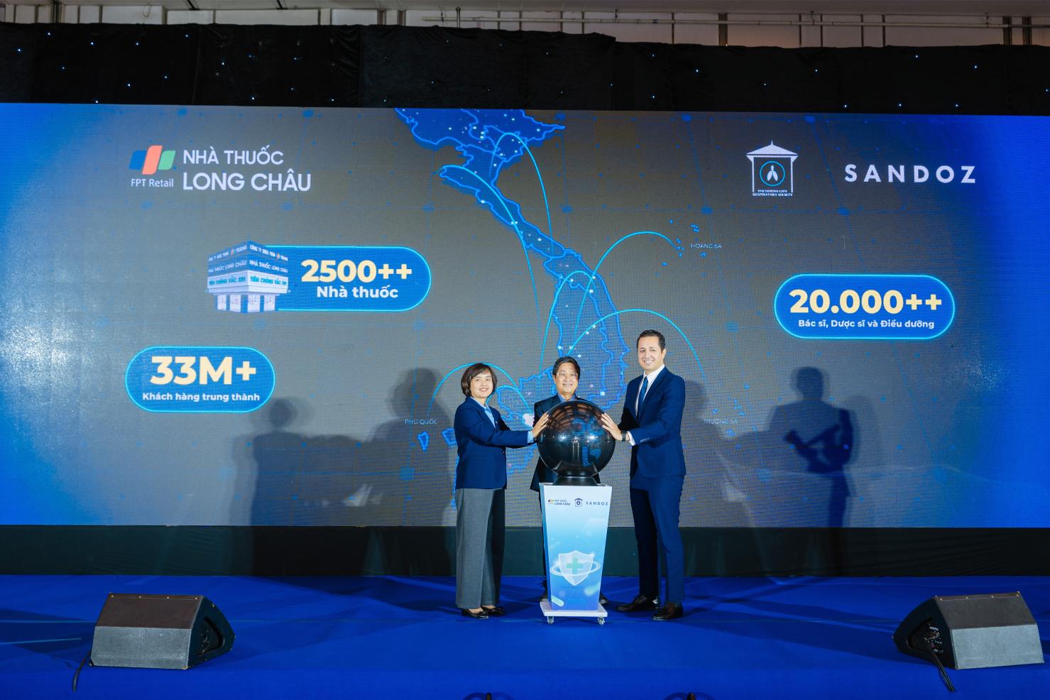 Dai Dien Sandoz Long Chau Va Hrs Ky Ket Hop Tac Chien Luoc 3 1 1