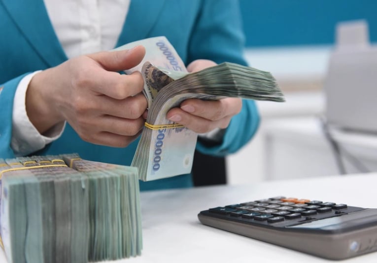 Lai Suat Huy Dong Vuot 9 Nam Gui Tien Ngan Hang Nao Dang Loi Nhat 1