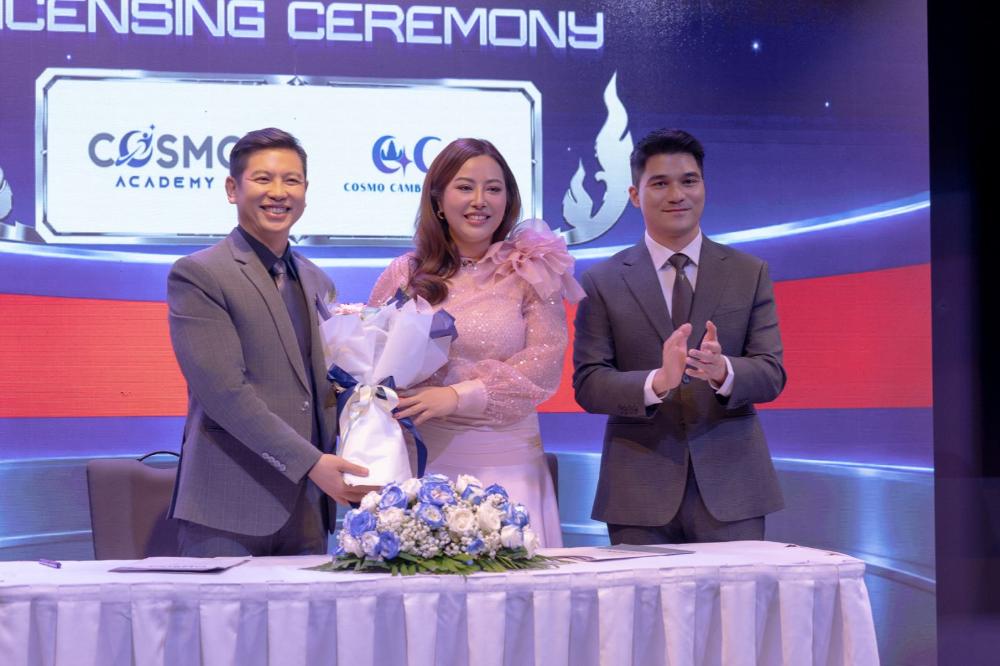 Cosmo Academy Ky Ket Nhuong Quyen Thuong Hieu Voi Camvibe Entertainment Chinh Thuc Thanh Lap Cosmo Academy Cambodia 3