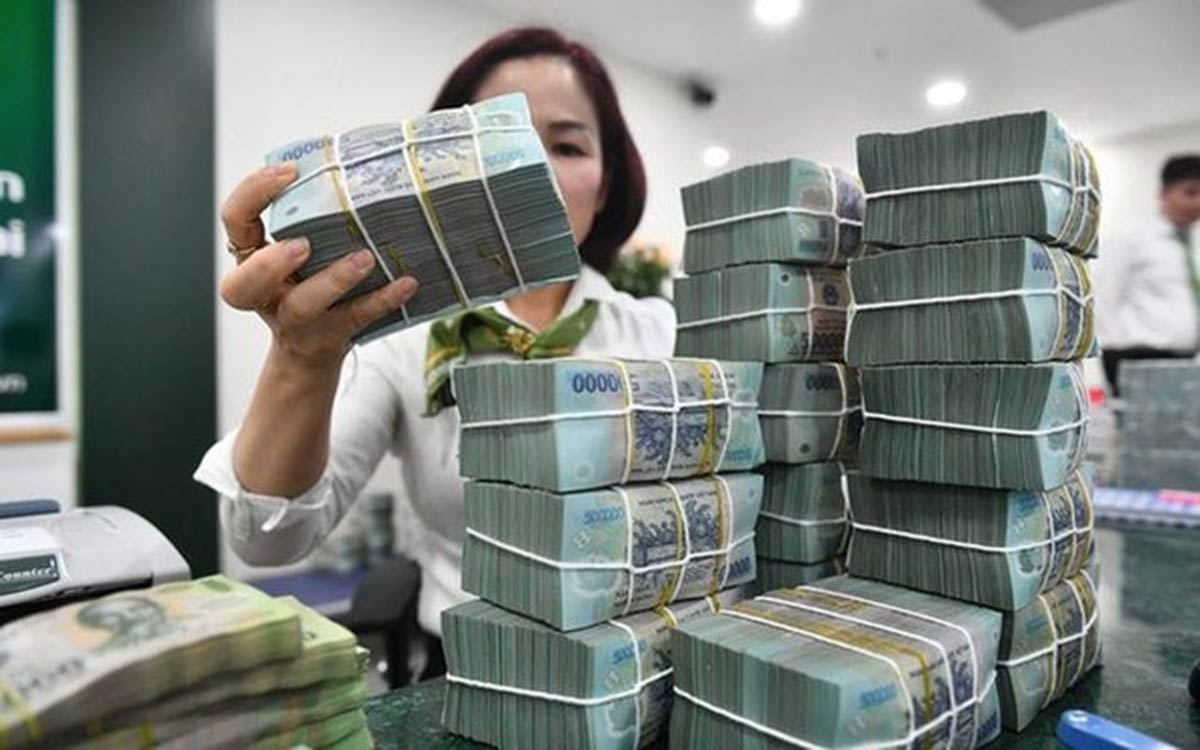 Mặt bằng lãi suất hạ nhiệt, các ngân hàng lần lượt rời bỏ mốc 7%/năm Mặt bằng lãi suất hạ nhiệt, các ngân hàng lần lượt rời bỏ mốc 7%/năm