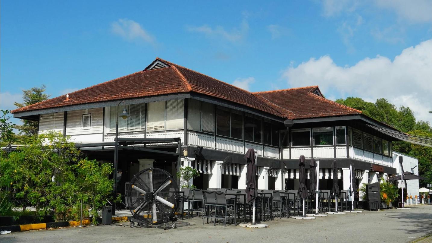 Những Căn Bungalow Cổ Ẩn Mình Giữa Thảm Xanh Tạo Nên Một Seletar Aerospace Park Bình Yên Và Tách Biệt