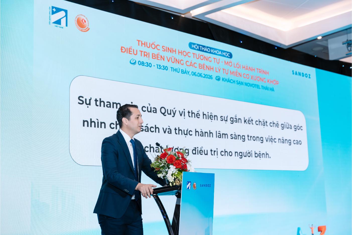 Ông Charaf Eddine Kadri, Tổng Giám đốc Sandoz Việt Nam, Phát Biểu Tại Hội Thảo Ở Hà Nội (2)