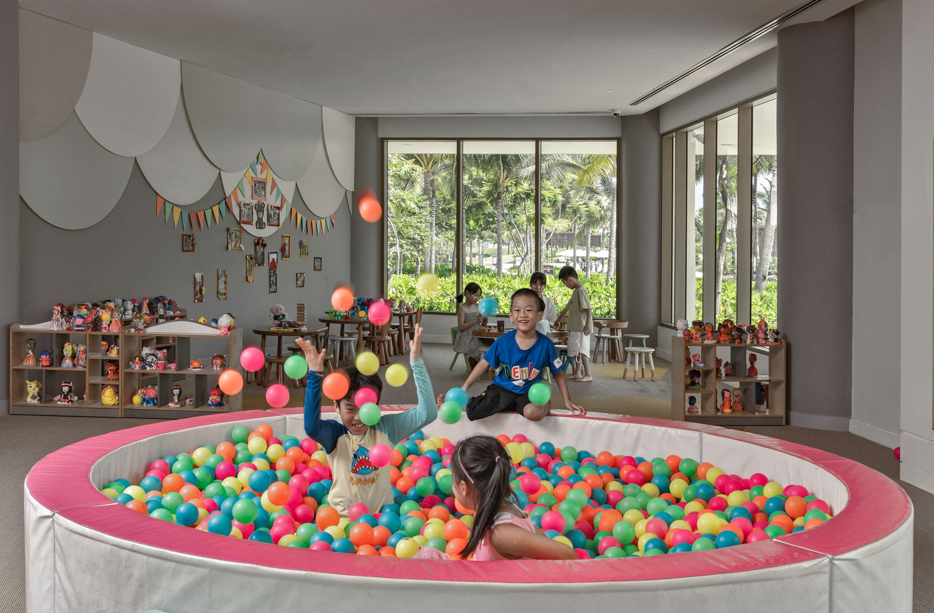 Alma Resort Cam Ranh mang đến “lớp học mùa hè” đặc biệt cùng kình ngư Ánh Viên Alma Resort Cam Ranh mang đến “lớp học mùa hè” đặc biệt cùng kình ngư Ánh Viên