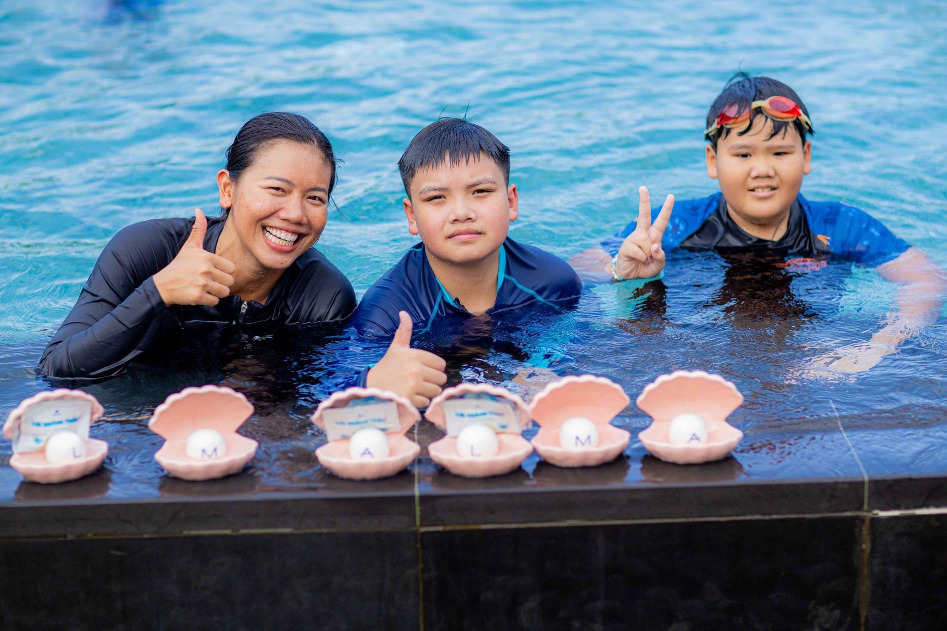 Alma Resort Cam Ranh mang đến “lớp học mùa hè” đặc biệt cùng kình ngư Ánh Viên Alma Resort Cam Ranh mang đến “lớp học mùa hè” đặc biệt cùng kình ngư Ánh Viên