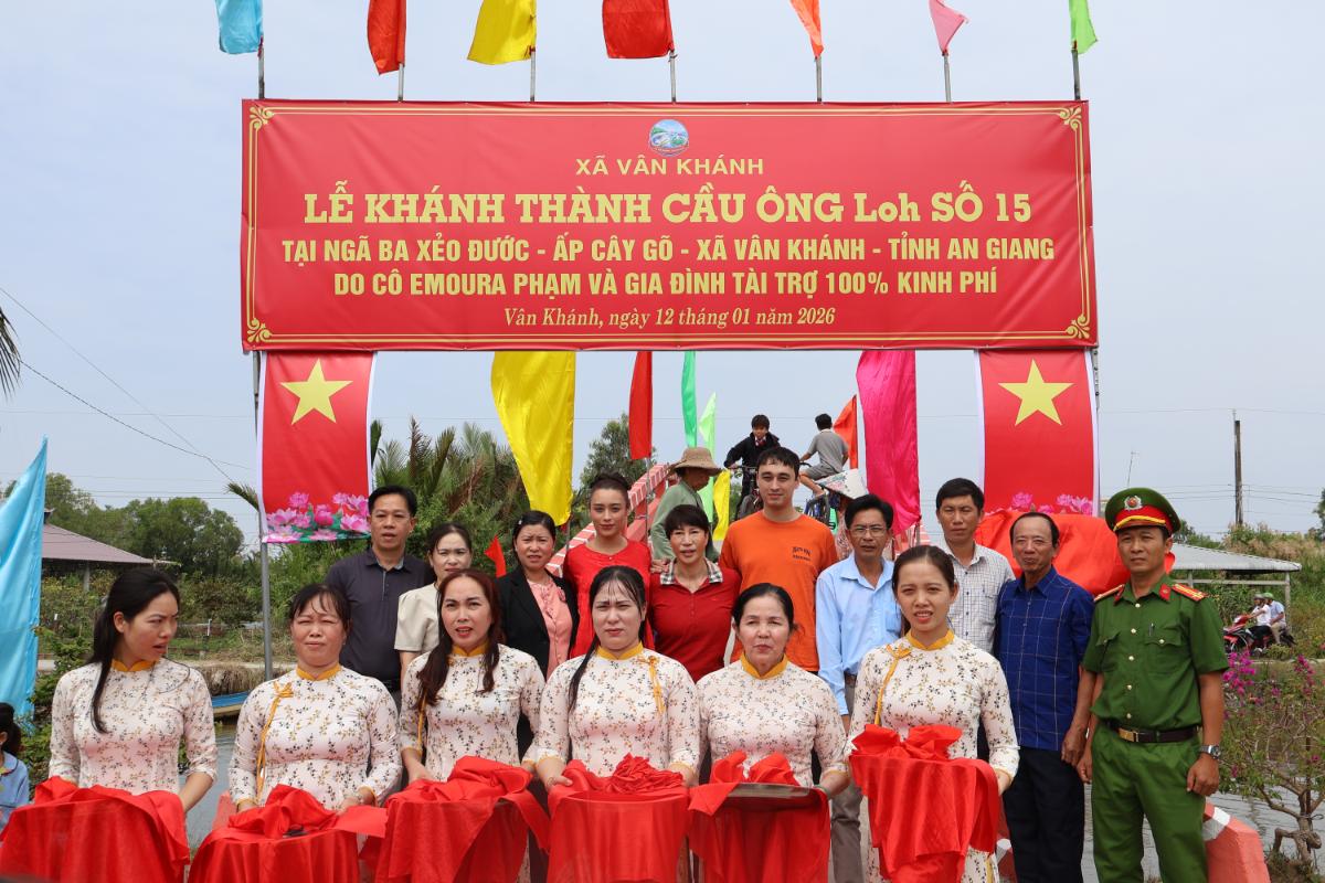 Khánh Thành Xây Cầu 2