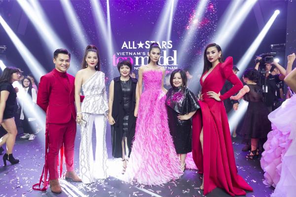 4. Vntm All Stars 2017 được Sản Xuất Bởi Multimedia Jsc