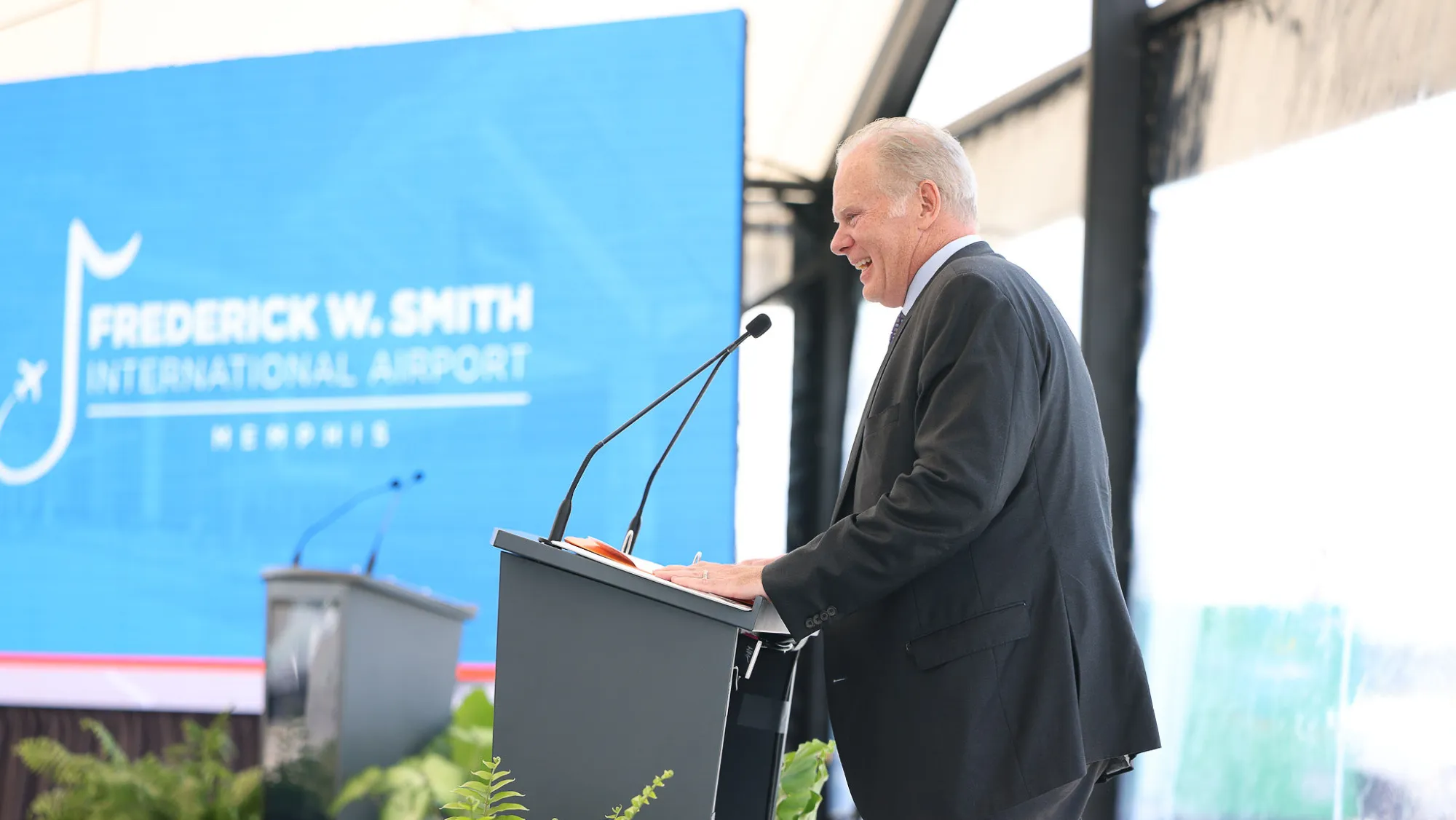 Ông Richard W. Smith Tại Lễ Kỷ Niệm