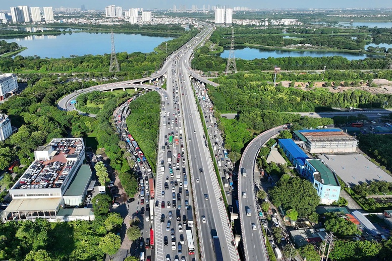 Csgt Khuyen Cao Nguoi Dan Lua Chon Lo Trinh Tranh Un Tac Dip Nghi Le 2 9 1